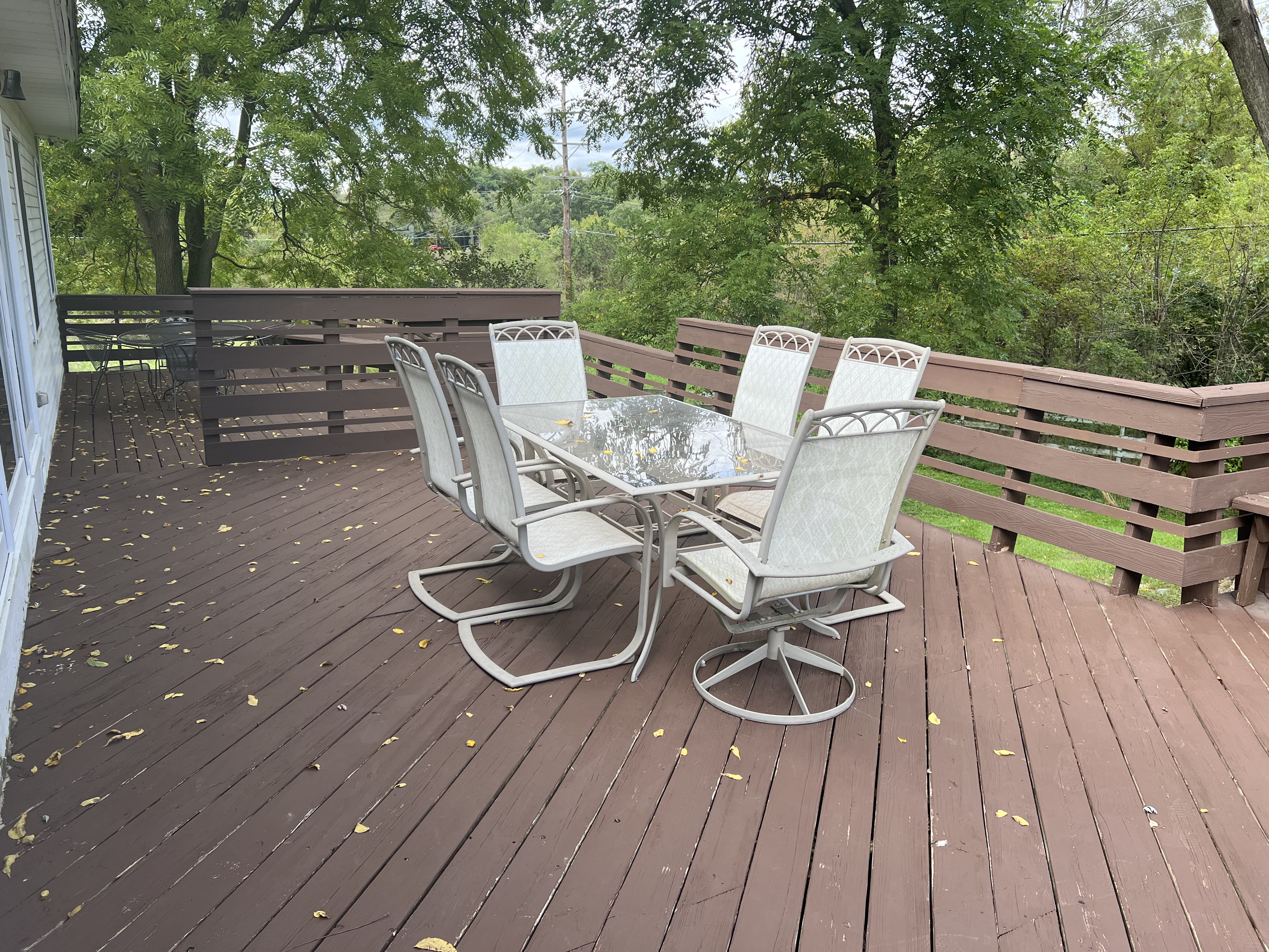 Maple Manor of Pinckney community space