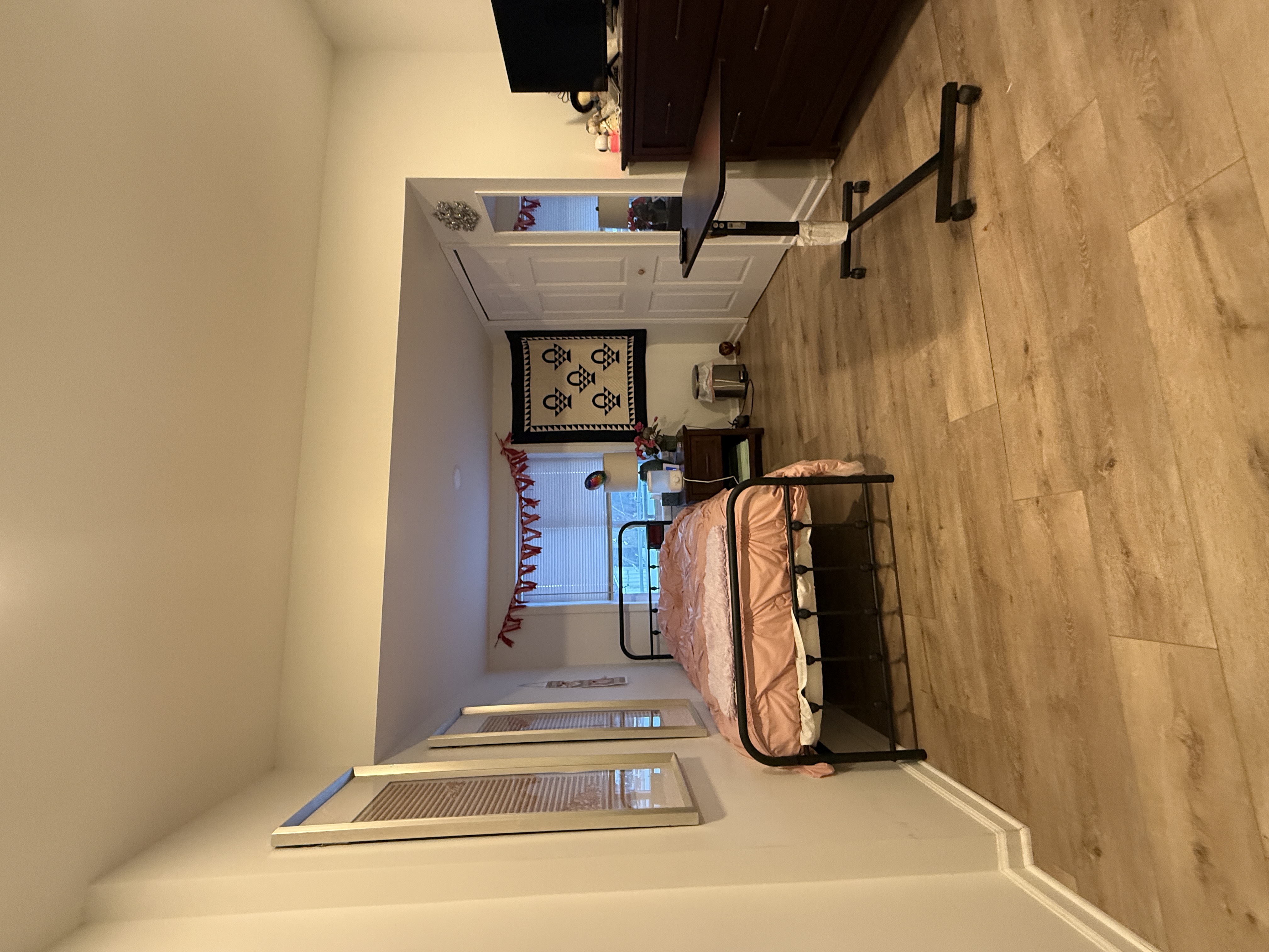 Resident room at Maple Manor