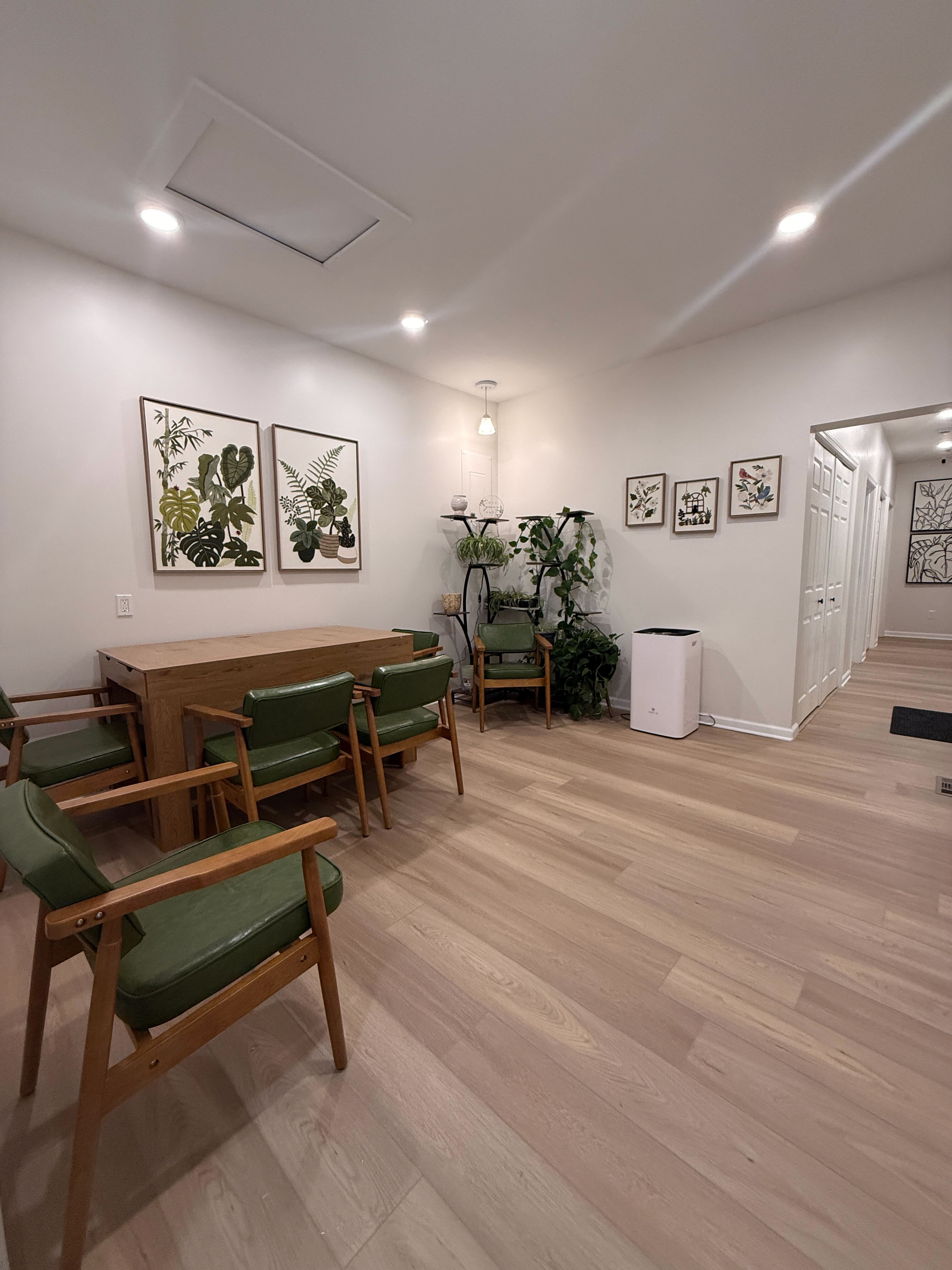 Maple Manor of Hamburg community space