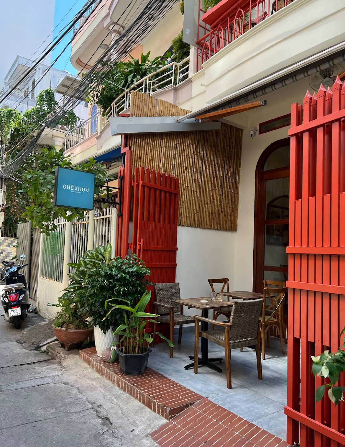 CHEKHOV COFFEE AND FOOD